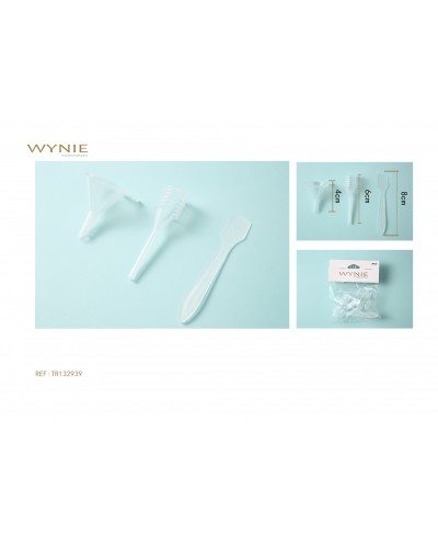 TRAVEL BOTTLE SET