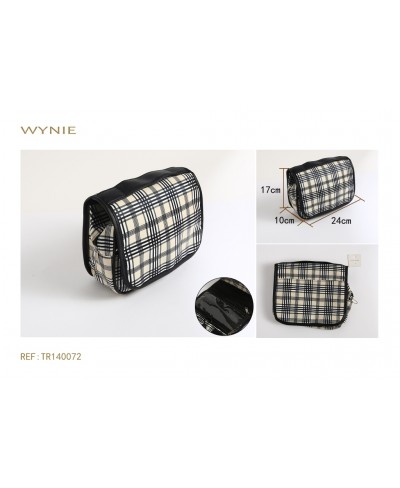 TOILETRY BAG